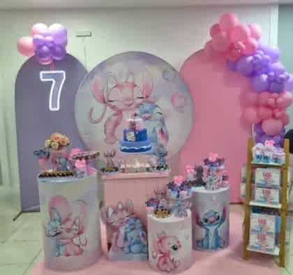 Aqui, cada detalhe é pensado para tornar a sua festa inesquecível!Transformamos o seu sonho em um cenário perfeito. Obrigada por nos escolher @titasimca Ficou linda sua decoração. 🥰 Balões 🎈 da nossa parceira @salvinofestas