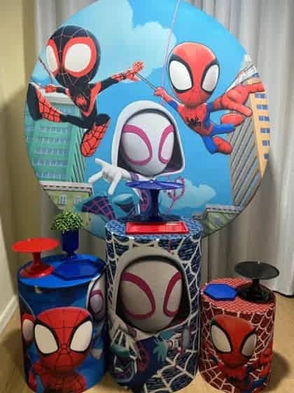 Aluguel de Kit Pegue e Monte Spidey amigos espetaculares. Por:R$180,00 50% do pagamento na reserva e o restante no dia da retirada da decoração. Ou parcelamento em até 2x no cartão de crédito 💳 (Com acréscimo) Faça sua reserva no WhatsApp (21)98509-9138Spidey amigos espetaculares.