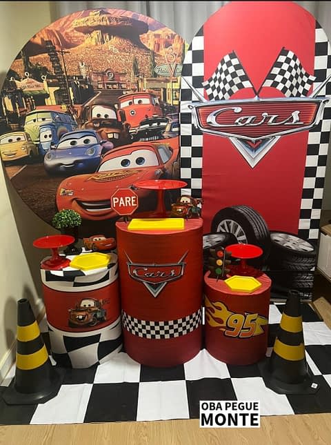 Kit Pegue e Monte carros Mc Queen