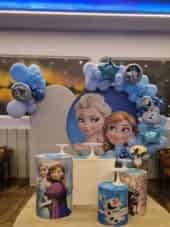 Obrigada por nos escolher @luanatrambaioli Ficou linda sua decoração.😍 @fantastico.americas Balões 🎈@salvinofestas